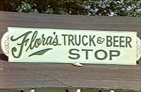 C'est chez Flora que la bière s'arrète pour discuter avec les trucks...