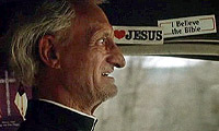 Ce vieux prêtre n'est là que 2 minutes dans le film, mais je trouve qu'il a une tronche d'enfer!   [Patrick Cranshaw]